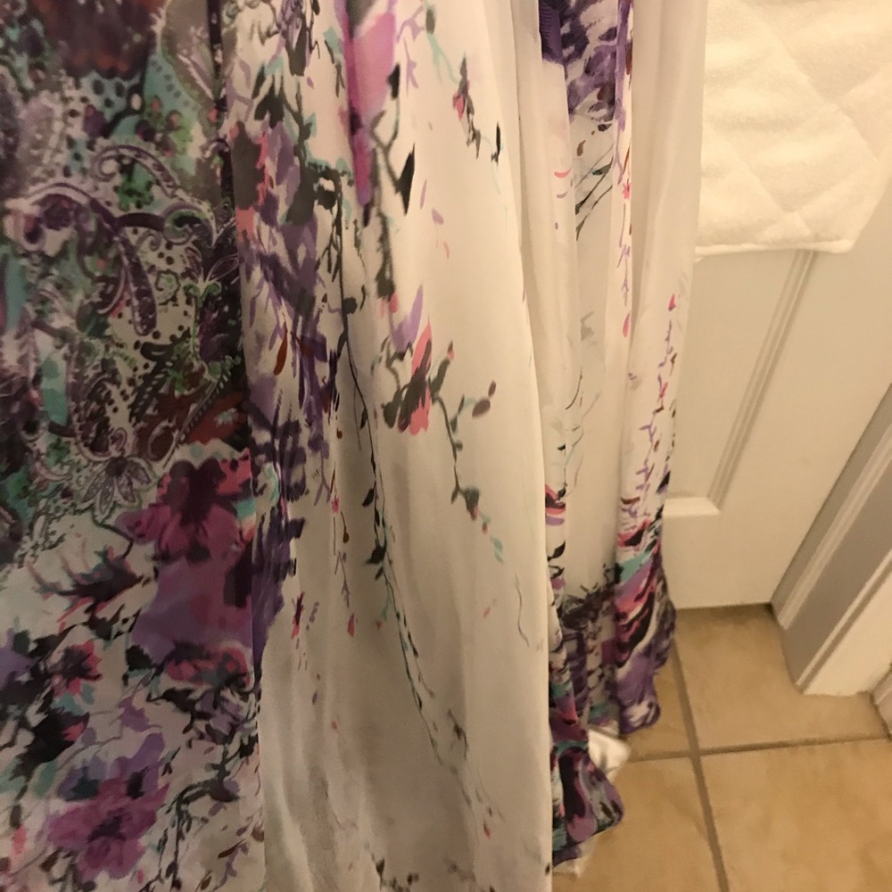 Dress - Picture 3 of 4